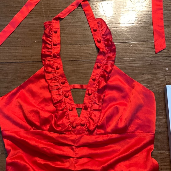 Satin Deep V Bodysuit w Button Detail - Picture 2 of 5